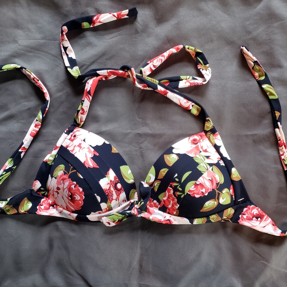 Floral Bikini Top Size Medium
